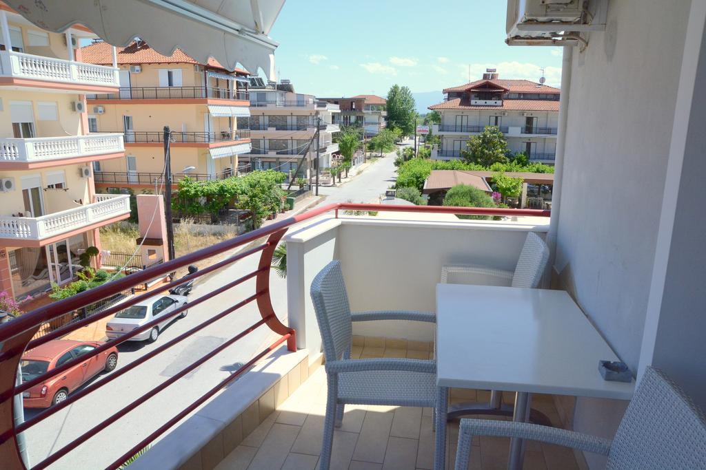 Apartamento Ioli Olympiakí Aktí Exterior foto